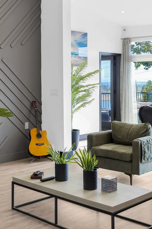 The serene living area of Uplift Recovery's inpatient detox